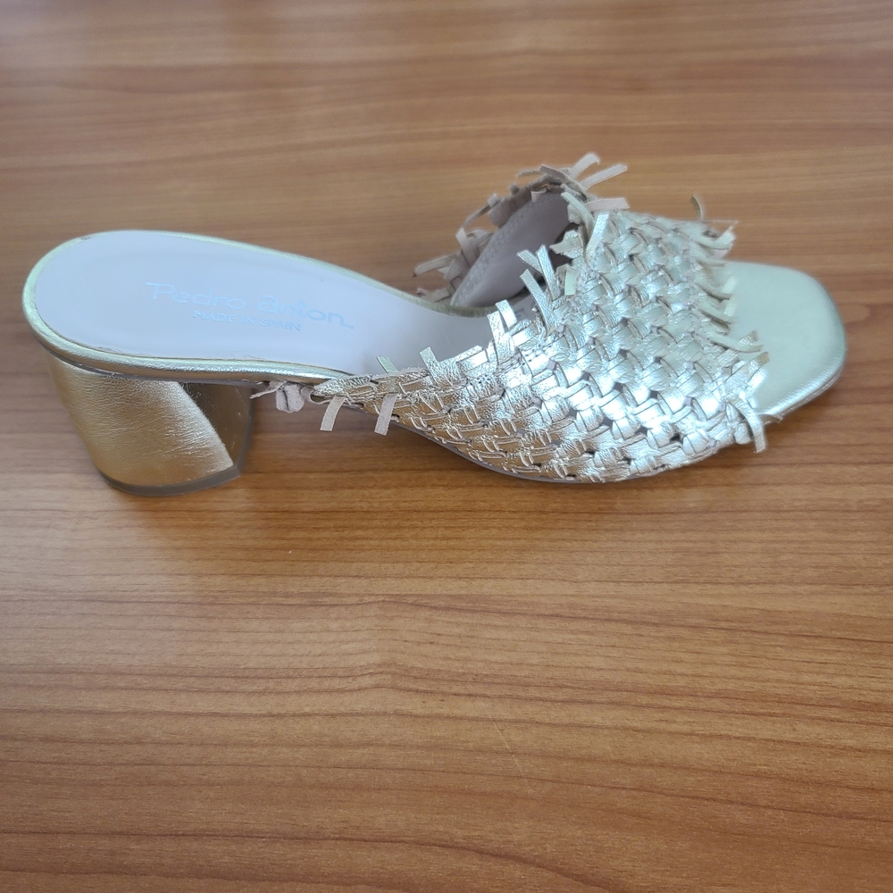Pedro Anton Sandal Slides Women’s US‎ 8.5/Eur 39 Gold Fringe Shoes Made In Spain - Picture 2 of 10